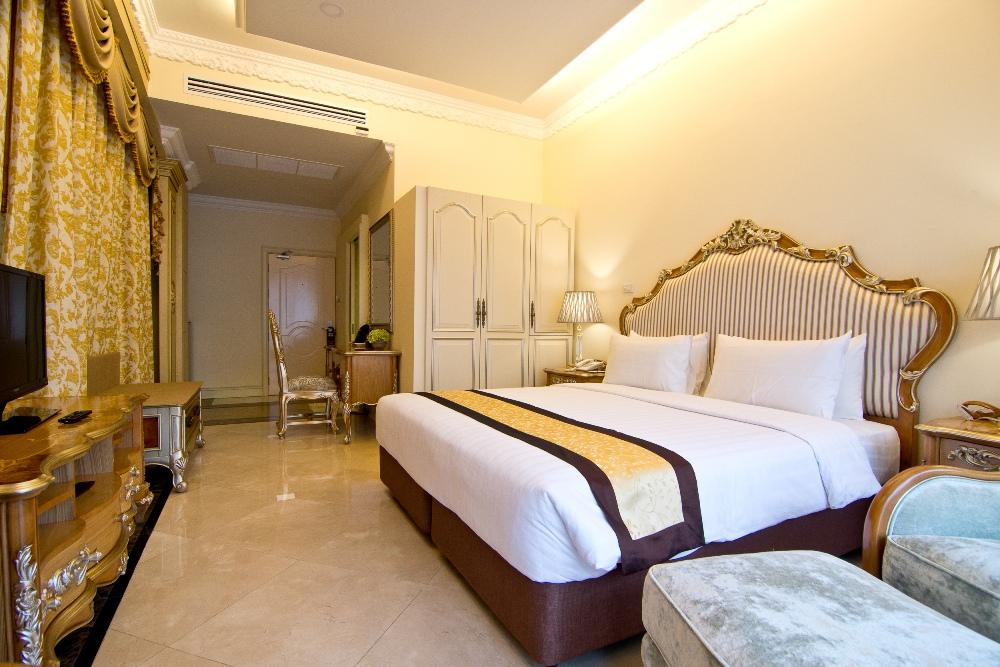 Lk Royal Suite Pattaya Exterior photo