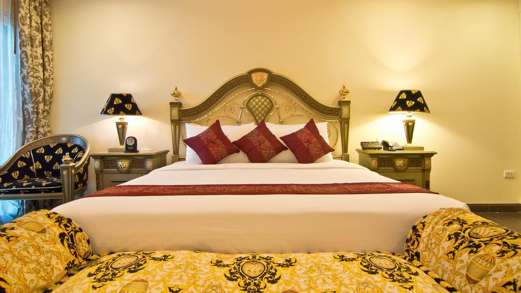 Lk Royal Suite Pattaya Exterior photo